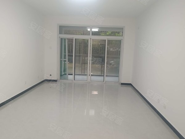 五里墩青阳路，S1号线，颐和花园，精装两室，一楼，随时看房