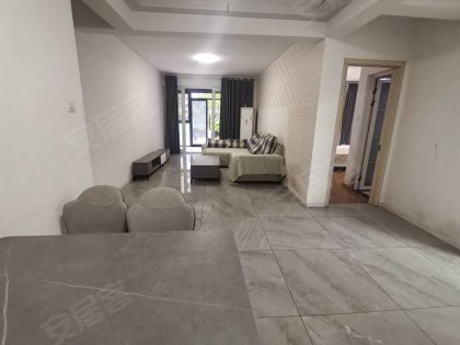 朗香书院_通风好_房子干净整洁诚心出租__电梯房_拎包入住