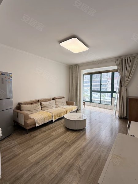 实拍，自住装修，楼下朱岗地铁口，家居家电都有，万振逍遥苑