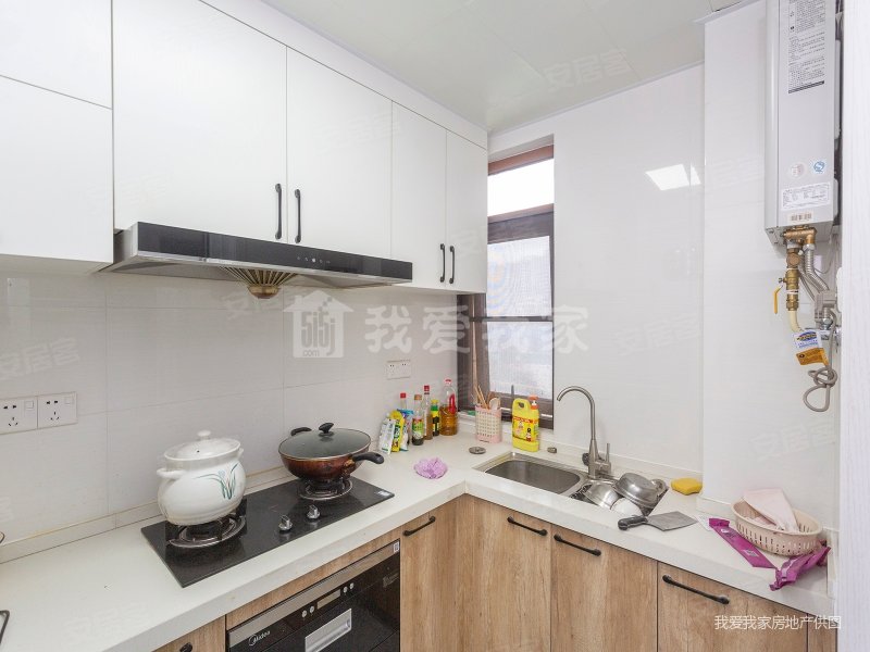 林泉雅舍精致四房两厅两卫拎包即住诚心出售送车位