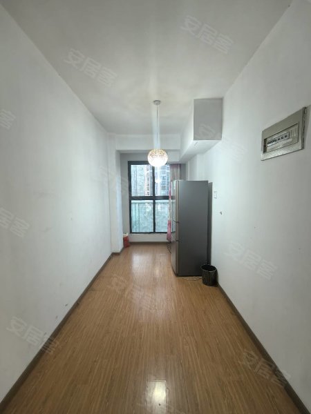和平广场和平路和平盛世精装三室二厅_家具家电齐全