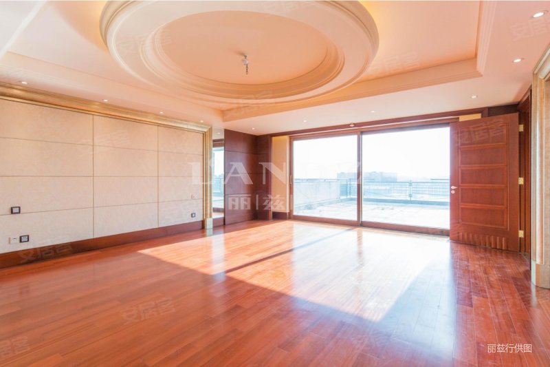 西园顶层复式,全新房,带80平室外空间和,直观西园全景,山水文园西园