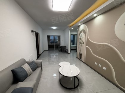 新店雅苑C区超户精装两室南北通透，支持长短租，家电齐全