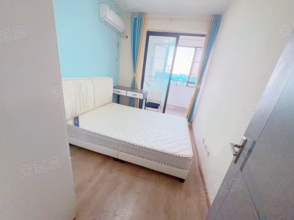 押一付一拎包入住无中介费