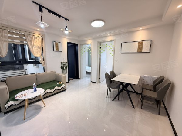 湖畔书香西区全屋定制2室1厅1厨1卫实图实拍民用水电拎包入住