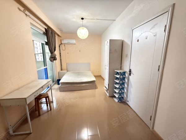 凤凰城君天下_25平_4室1厅1卫_电梯房