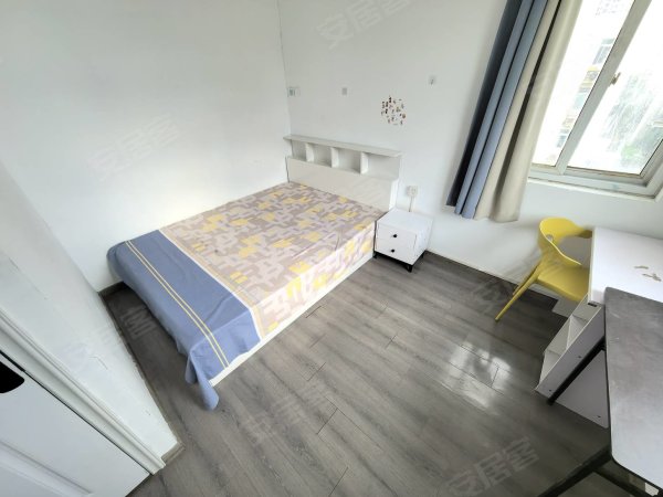 翠微南园_南北通透_房屋清洁_家电齐全