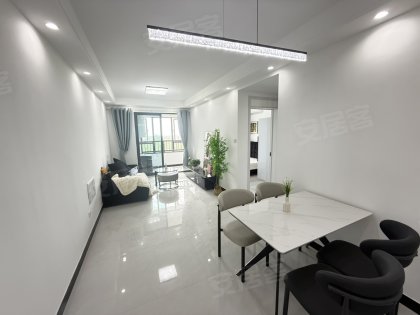 义城路地铁口_滨湖金融小镇_方兴湖_湖畔书香精装两室