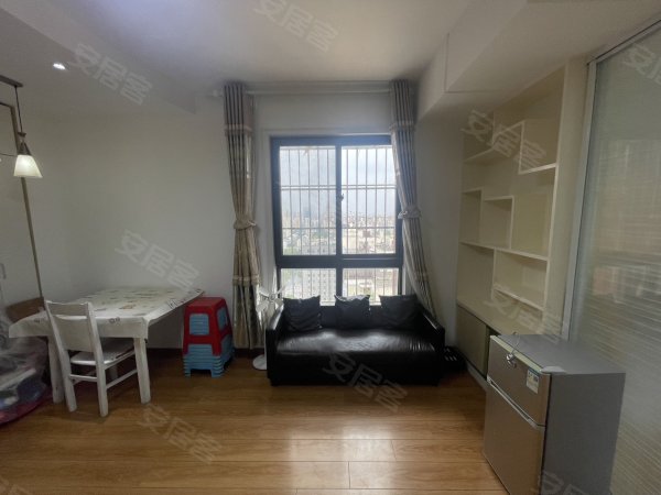 龙源丽景_电梯房_2室1厅1卫_精装修_看房方便_地铁口附近