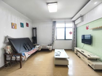 实嘉原创生活精装两室席梦思床垫落地衣柜南北通透阳台采光好