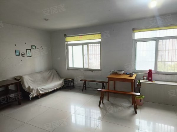 兴海苑D区电梯两室_民水民电_拎包入住_近菜市场_停车方便