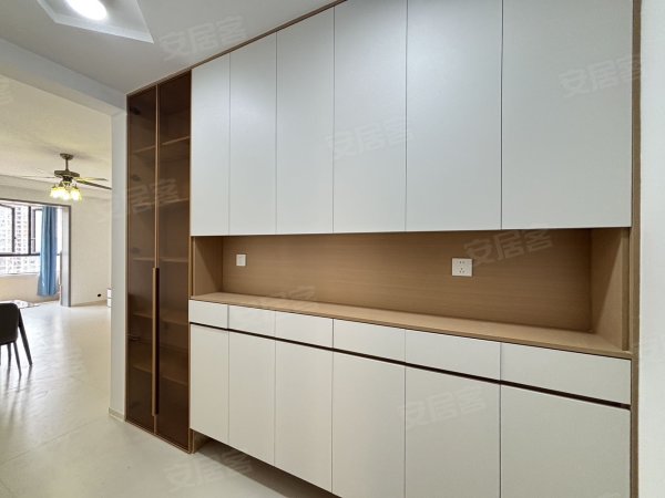 急租自家装修两室整租全屋定制衣柜储柜全屋瓷砖_民水电燃好停车