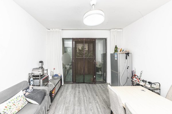 龙腾家园(北区)_2室2厅1卫__电梯房_82平米