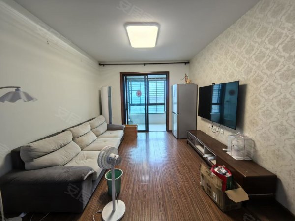 振兴路地铁口精装修整租三室_随时看房_拎包入住_南北通透