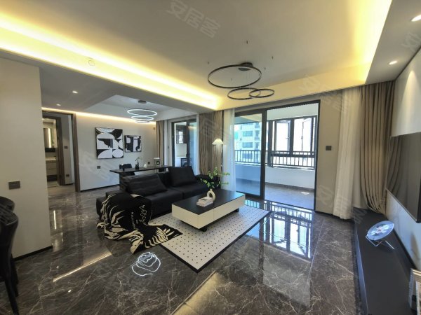 省府四中旁_大横厅两房两卫_全屋定制智能马桶带地暖_首次出租