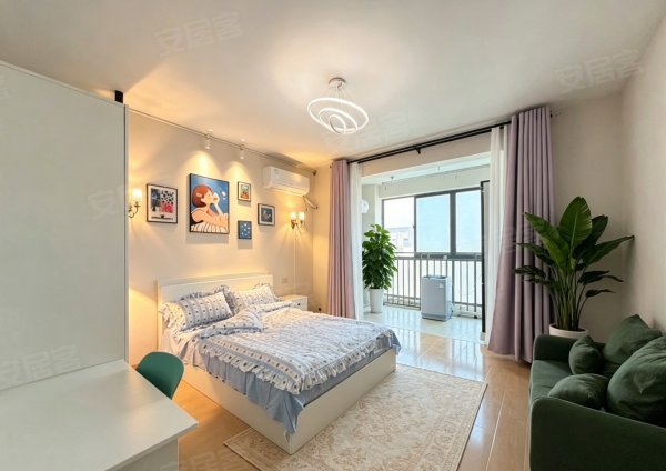 绿地瀛海。金中环，秋浦河地铁，银联广场，随时看房，月付可短租