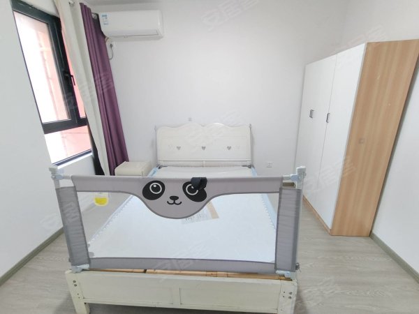 邻地铁_配套齐全_精装修_南北通透_有阳台_随时看房