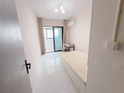 押一付一拎包入住的我的小伙伴