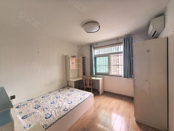 蜀山区四户室30平米正南15层
