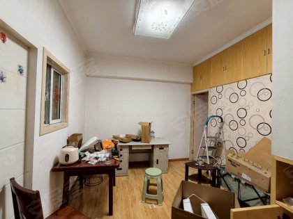 万振城市广场_地铁口__新家具_交通便捷
