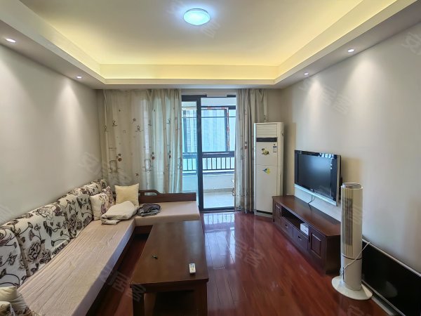 绿地派克公馆_精装修_2室2厅1卫急租房源_拎包入住看房随时