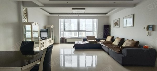 3号5号线地铁口_宜家华联旁边_精装修干净整洁电梯房拎包入住