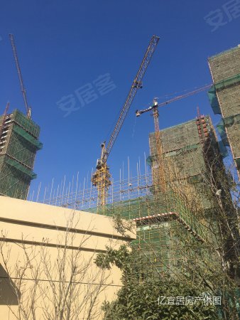 黄岛香江路,精落户,可装修,四中一小小学52万,蒲城学校图片
