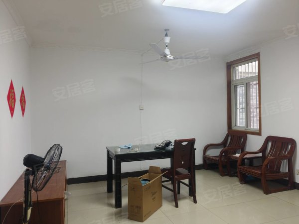 包河苑F区3室地铁口交通方便小区停车不要钱真实照片