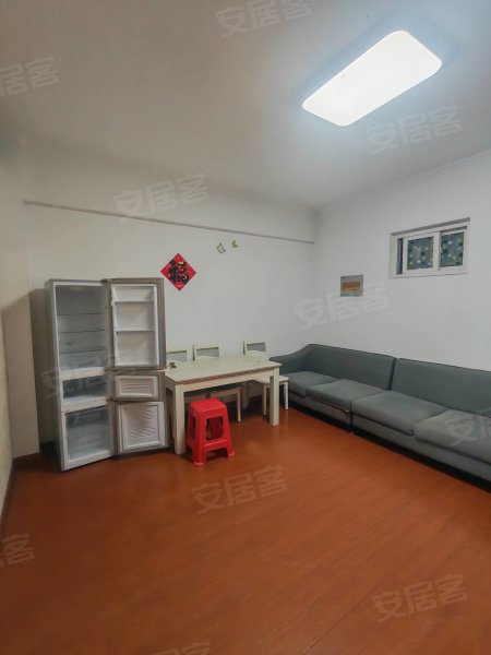 汇鑫大厦_绿地瀛海_双地铁口__拧包入住__民用水电