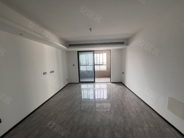万科高第精装四房两卫和一花园和谐花园新粮仓金大地