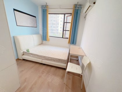 押一付一拎包入住无中介费