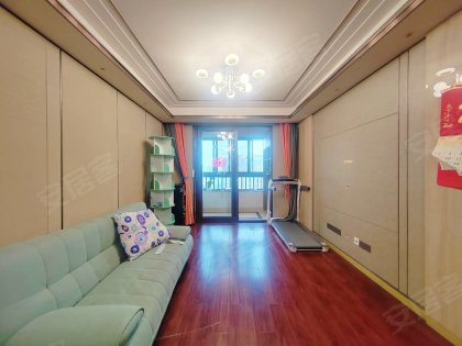 新出豪装包物业包车位_家具家电可齐全_冷暖双供加新风_净水