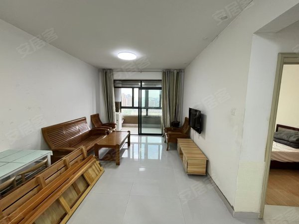 近政务绿地地铁__家具齐全__全天采光__安静整洁__多套