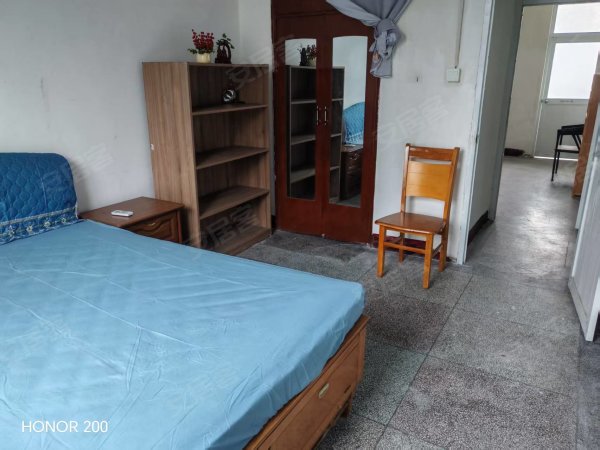 庐阳区双岗菜市场附近，31，四楼，家电全，1000元