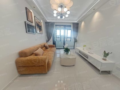 精装三房首次出租配套全