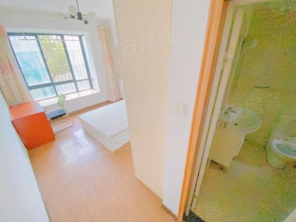九溪江南_港澳广场_华侨城_融创城_中环城_近安医大二附院。