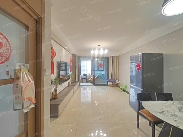 必推好房_保利柏林之春_精装30万_品质好房