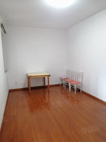 漕冲小区两房_家具家电齐全__保利广场旁_拎包入住随时看房