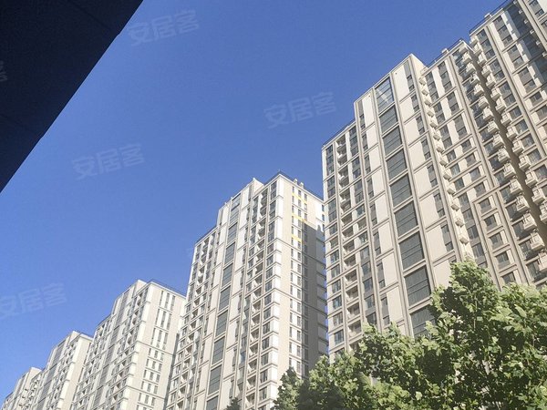 【多图】重汽彩世界,济齐路租房,无中介交通学院香港