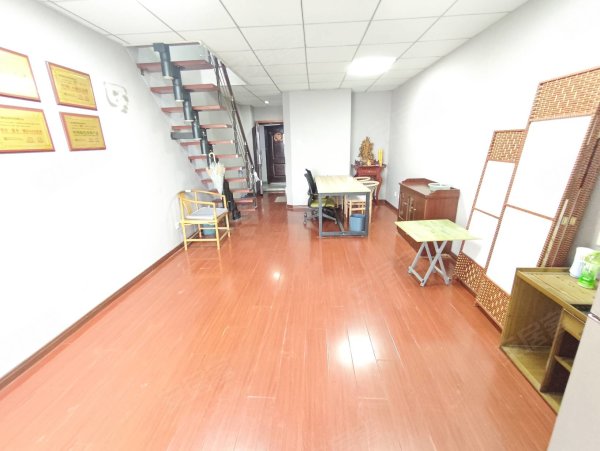 松芝万象城，精装两房，复式，朝南，五里墩地铁口，有钥匙