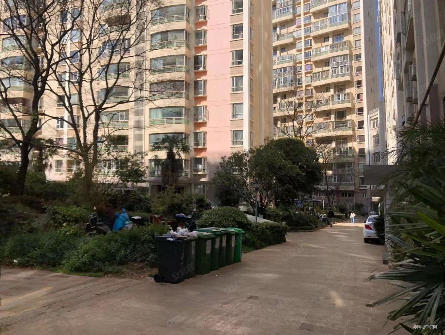 华龙人家绿色氧吧两室东向正对小区花园无遮挡