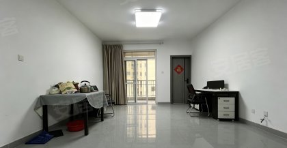 步行街旁_合铁家园_三室两厅_拎包入住_方便看