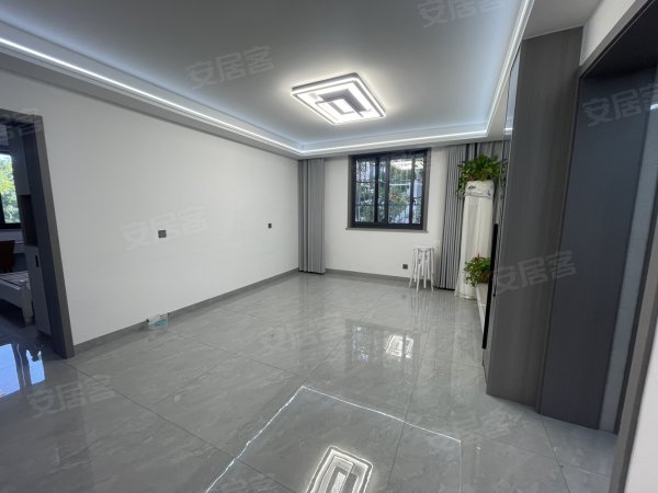 凤凰城一期_西七里塘地铁口_南新庄_精装三室_无虚假_随时看