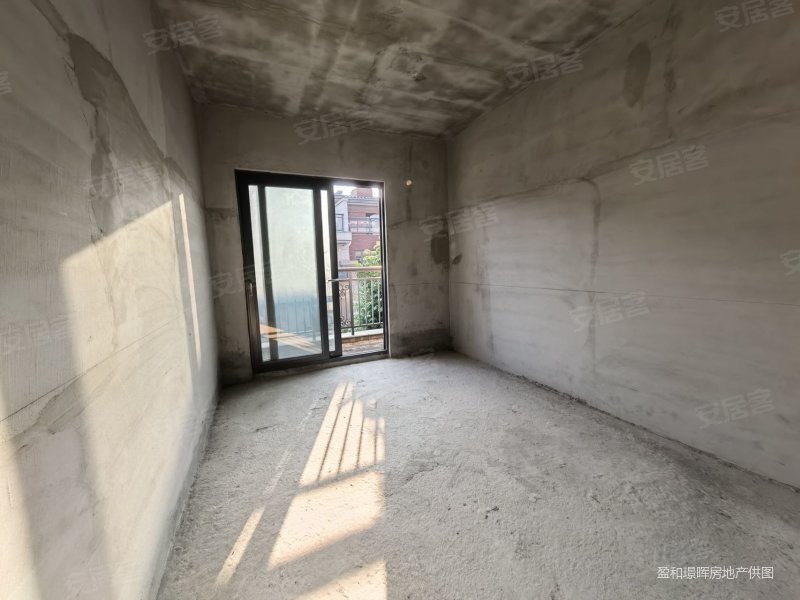 华标峰湖御境(别墅)5室3厅5卫309㎡南北1300万