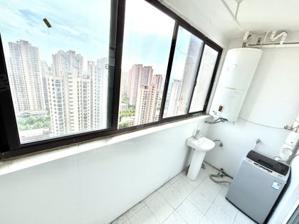 主卧独卫_|_滨湖润园_月付随时看房_押一付一近地铁_自家房