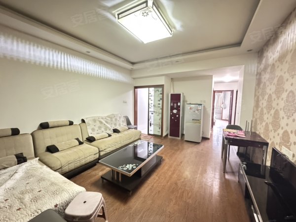 真实在租_实拍照片_业主自住两室_随时看房_保洁已做