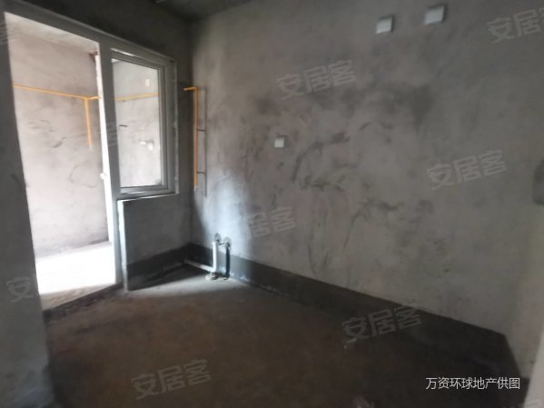 中间楼层,套四双卫,小区环境巴适得很,看房方便,御景苑二手房,106万,4