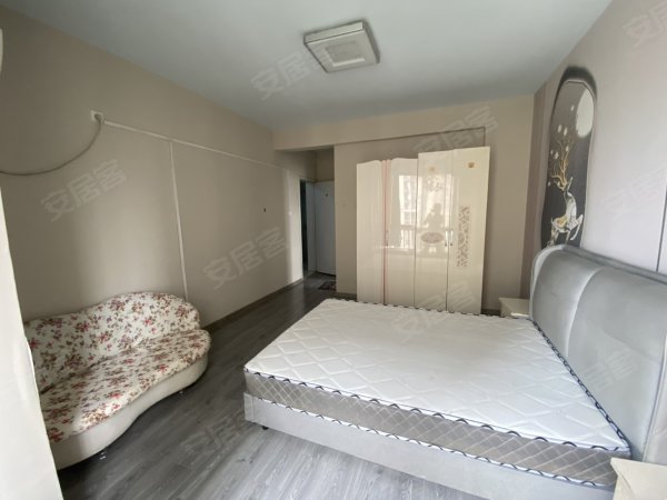 步行街市府广场大东门逍遥津双岗百花井附近融侨观邸公寓出租