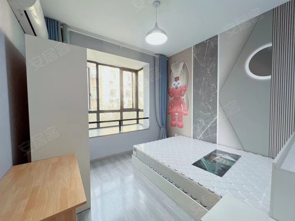 海顿公馆__可月付___绿地瀛海__金中环__百大