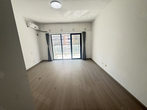家具家电可配的，欢迎居家人住